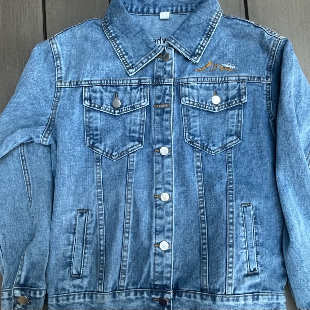 Custom Jeep jacket - Picture 5 of 9